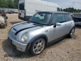2005 MINI Hardtop S z VIN WMWRE33505TG95880, wystawiony jako Copart lot #47936935 z przebiegiem 120 637 mil mil oraz Nie do naprawy • Non repairable. Historia ofert i sprzedaży dostępna na DreamBid. Obrazek 1.