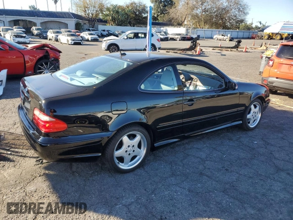 2001 Mercedes-Benz CLK 320/430 z VIN WDBLJ70G41F189166, wystawiony jako Copart lot #87976845 z przebiegiem 139 316 mil mil oraz Szkoda całkowita • Salvage title. Historia ofert i sprzedaży dostępna na DreamBid. Obrazek 3.