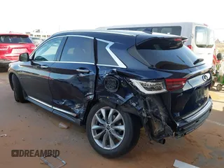 2019 Infiniti QX50 LUXE with VIN 3PCAJ5M19KF145236, listed as a IAAI auction lot 41783512 with 95,206 mi miles. Bid and sale history available at carsss.com. Image 3.