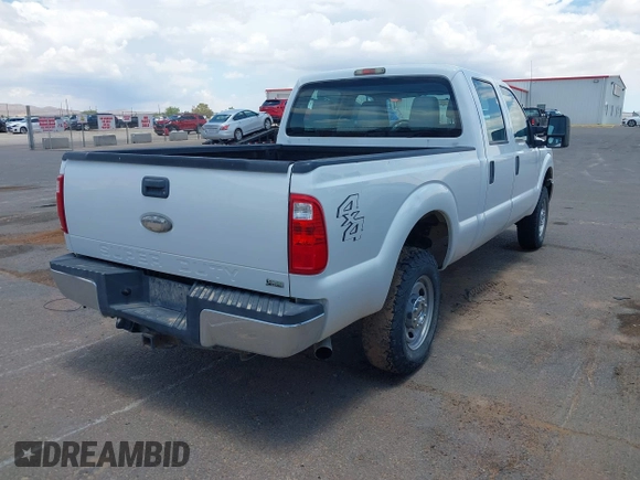 2011 Ford F-250 XL z VIN 1FT7W2B6XBEC15207, wystawiony jako IAAI lot #42484763 z przebiegiem 84 620 mil mil oraz . Historia ofert i sprzedaży dostępna na DreamBid. Obrazek 4.