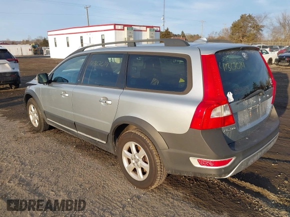 2009 Volvo XC70 3.2L z VIN YV4BZ982491062806, wystawiony jako IAAI lot #41367014 z przebiegiem Nie podano mil oraz . Historia ofert i sprzedaży dostępna na DreamBid. Obrazek 3.