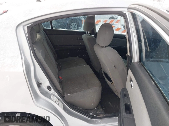 2011 Nissan Sentra 2.0 with VIN 3N1AB6AP8BL634727, listed as a IAAI auction lot 41314384 with 128,005 mi miles and . Bid and sale history available at DreamBid. Image 8.