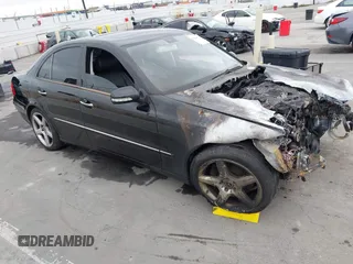 2007 Mercedes-Benz E 350 z VIN WDBUF56X87B043368, wystawiony jako IAAI lot #42169073 z przebiegiem Nie podano mil oraz . Historia ofert i sprzedaży dostępna na DreamBid. Obrazek 1.