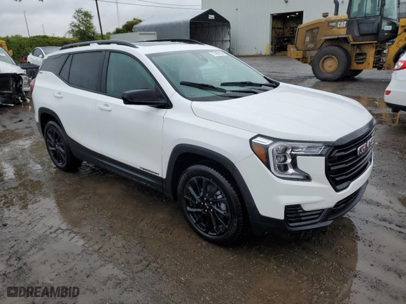 2024 GMC Terrain SLE with VIN 3GKALTEGXRL167053, listed as a Copart auction lot 88142795 with 3,917 mi miles and Non Repairable. Bid and sale history available at carsss.com. Image 4.