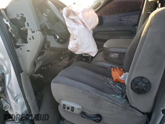2005 Dodge 1500 SLT with VIN 1D7HU18D75S286368, listed as a Copart auction lot 76957933 with Not Provided miles and Non Repairable. Bid and sale history available at carsss.com. Image 7.