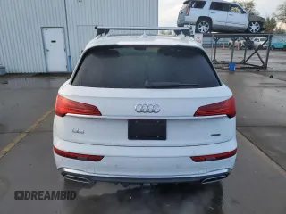 2024 Audi Q5 S line Premium Plus with VIN WA1E2AFY6R2070701, listed as a Copart auction lot 49081955 with 5,832 mi miles and Salvage Title. Bid and sale history available at carsss.com. Image 6.