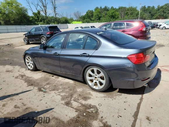 2014 BMW 3 Series 320i xDrive z VIN WBA3C3C52EP661263, wystawiony jako Copart lot #63203495 z przebiegiem 190 412 mil mil oraz Nie do naprawy • Non repairable. Historia ofert i sprzedaży dostępna na DreamBid. Obrazek 2.