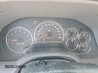 2007 GMC Envoy SLT with VIN 1GKDT13SX72264325, listed as a Copart auction lot 43347575 with 267,236 mi miles and Salvage Title. Bid and sale history available at carsss.com. Image 9.