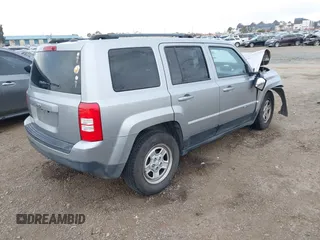2016 Jeep Patriot Sport with VIN 1C4NJPBB6GD748930, listed as a IAAI auction lot 41881670 with 134,632 mi miles and . Bid and sale history available at carsss.com. Image 4.