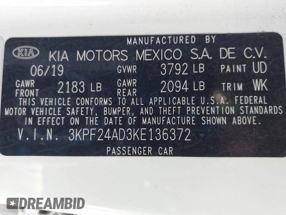 2019 Kia Forte LXS with VIN 3KPF24AD3KE136372, listed as a IAAI auction lot 41854981 with 70,900 mi miles. Bid and sale history available at carsss.com. Image 9.