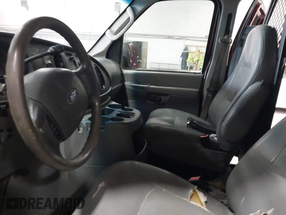 2008 Ford Econoline Cargo Commercial with VIN 1FTNE24W08DA96699, listed as a IAAI auction lot 42023339 with 256,667 mi miles and . Bid and sale history available at carsss.com. Image 5.