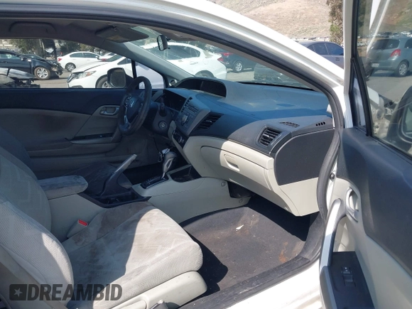 2012 Honda Civic Cpe LX with VIN 2HGFG3B5XCH564353, listed as a IAAI auction lot 42109955 with 158,331 mi miles. Bid and sale history available at carsss.com. Image 5.