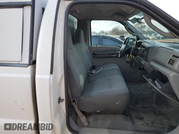 2003 Ford F-250 XL с VIN 1FTNF20L23EC17549, выставлен на аукционе Copart как лот 84267774 с пробегом 227 219 миль миль и Чистый • Clean title. История ставок и продаж доступна на DreamBid. Изображение 10.