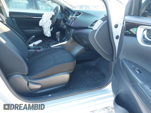 2018 Nissan Sentra SV z VIN 3N1AB7AP6JL655421, wystawiony jako IAAI lot #41407576 z przebiegiem 98 854 mil mil oraz . Historia ofert i sprzedaży dostępna na DreamBid. Obrazek 5.