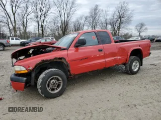2000 Dodge Dakota Sport with VIN 1B7GG22N1YS504247, listed as a Copart auction lot 84148404 with Not Provided miles and Salvage Title. Bid and sale history available at carsss.com. Image 1.