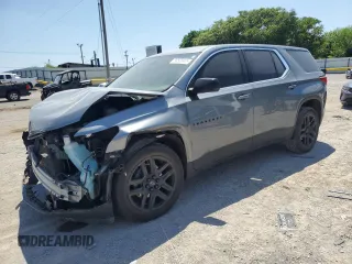 2021 Chevrolet Traverse LS z VIN 1GNERFKW5MJ113742, wystawiony jako Copart lot #56506905 z przebiegiem 41 789 mil mil oraz Szkoda całkowita • Salvage title. Historia ofert i sprzedaży dostępna na DreamBid. Obrazek 1.