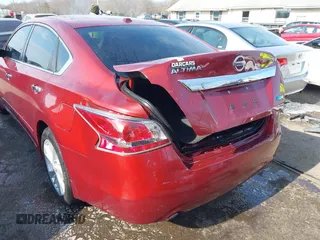 2014 Nissan Altima 2.5 with VIN 1N4AL3AP7EC282366, listed as a IAAI auction lot 41899298 with 59,840 mi miles. Bid and sale history available at carsss.com. Image 6.