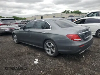 2020 Mercedes-Benz E 350 with VIN W1KZF8EB6LA819680, listed as a Copart auction lot 58715225 with 35,764 mi miles and Salvage title. Bid and sale history available at DreamBid. Image 2.