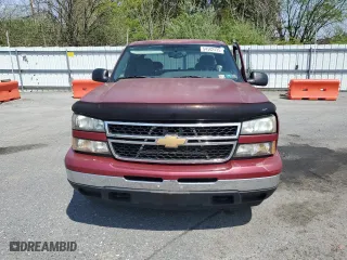2006 Chevrolet Silverado 1500 LT2 with VIN 1GCEK19B16Z239586, listed as a Copart auction lot 54582435 with 214,211 mi miles and Clean Title. Bid and sale history available at carsss.com. Image 5.