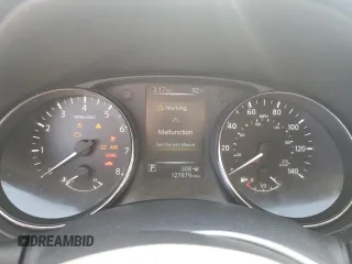 2017 Nissan Rogue SL z VIN 5N1AT2MT3HC885683, wystawiony jako Copart lot #54957275 z przebiegiem 127 879 mil mil oraz Szkoda całkowita • Salvage title. Historia ofert i sprzedaży dostępna na DreamBid. Obrazek 9.