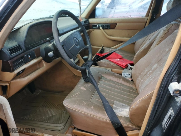 1986 Mercedes-Benz 300 Series 300SDL with VIN WDBCB25D4GA278837, listed as a Copart auction lot 74273244 with 171,992 mi miles and Salvage Title. Bid and sale history available at carsss.com. Image 7.