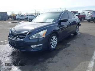 2015 Nissan Altima S with VIN 1N4AL3AP7FC171978, listed as a IAAI auction lot 41608556 with 165,989 mi miles and . Bid and sale history available at DreamBid. Image 18.