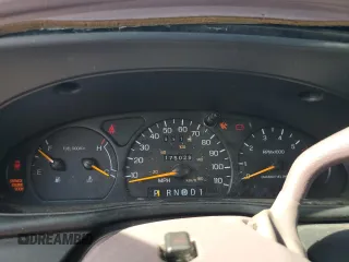 1996 Ford Taurus GL with VIN 1FALP52U7TA299996, listed as a Copart auction lot 53387685 with 175,029 mi miles and Salvage title. Bid and sale history available at DreamBid. Image 9.
