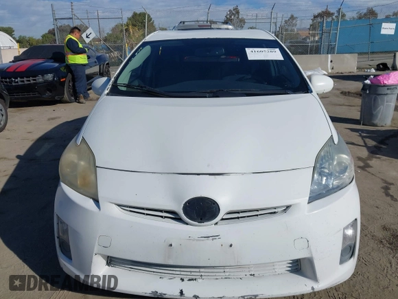 2010 Toyota Prius II with VIN JTDKN3DU3A5126169, listed as a IAAI auction lot 41605289 with 180,624 mi miles. Bid and sale history available at carsss.com. Image 12.