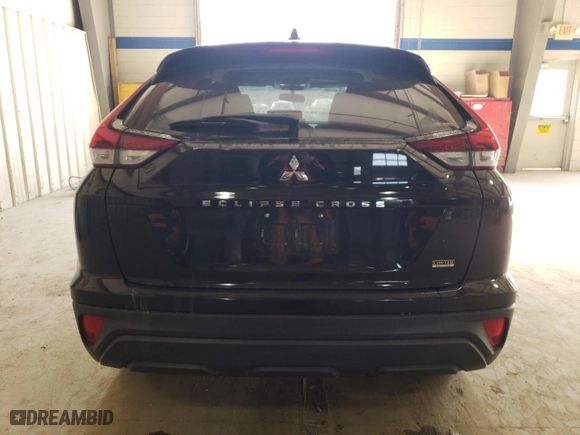 2022 Mitsubishi Eclipse Cross LE with VIN JA4ATVAA0NZ058753, listed as a Copart auction lot 46917305 with 31,683 mi miles and Salvage Title. Bid and sale history available at carsss.com. Image 6.