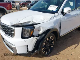 2023 Kia Telluride SX Prestige X-Pro with VIN 5XYP5DGC2PG327611, listed as a IAAI auction lot 41072515 with 30,809 mi miles and . Bid and sale history available at DreamBid. Image 22.