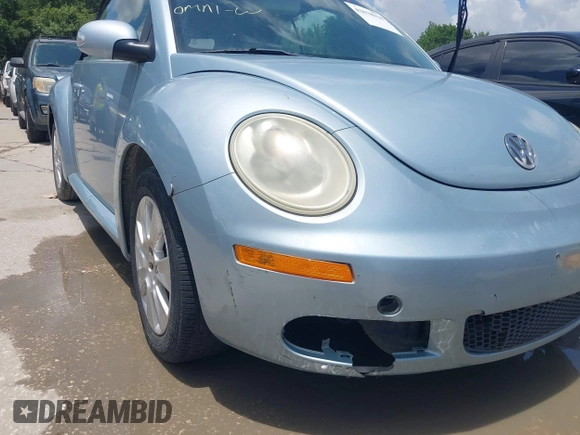 2009 Volkswagen Beetle S with VIN 3VWRG31Y29M402215, listed as a IAAI auction lot 42678018 with 141,638 mi miles and . Bid and sale history available at DreamBid. Image 6.