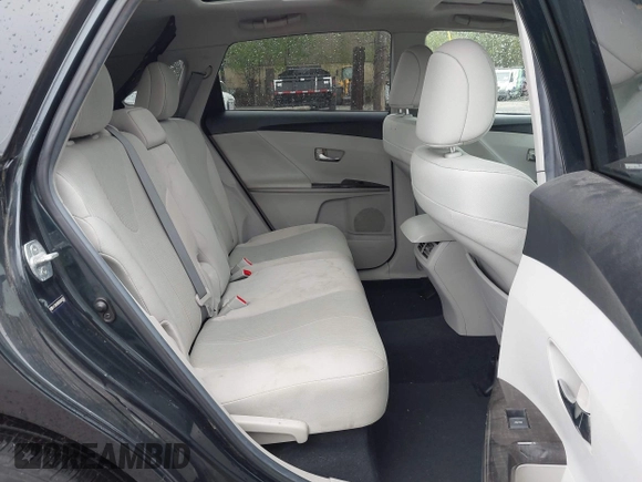 2013 Toyota Venza LE z VIN 4T3BA3BBXDU040562, wystawiony jako IAAI lot #42204488 z przebiegiem 173 367 mil mil oraz . Historia ofert i sprzedaży dostępna na DreamBid. Obrazek 8.