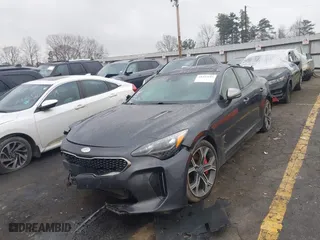2020 Kia Stinger GT2 with VIN KNAE55LCXL6071473, listed as a IAAI auction lot 41447155 with 123,110 mi miles. Bid and sale history available at carsss.com. Image 17.