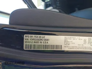 2024 Dodge Durango GT Plus z VIN 1C4RDJDG0RC126461, wystawiony jako IAAI lot #41637668 z przebiegiem 30 650 mil mil oraz . Historia ofert i sprzedaży dostępna na DreamBid. Obrazek 9.