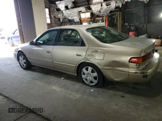 2001 Toyota Camry CE z VIN 4T1BG28K71U783281, wystawiony jako Copart lot #56876585 z przebiegiem 110 735 mil mil oraz Czysty tytuł • Clean title. Historia ofert i sprzedaży dostępna na DreamBid. Obrazek 2.