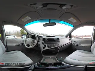 2011 Toyota Sienna LE AAS with VIN 5TDKK3DC3BS034894, listed as a IAAI auction lot 41983614 with 217,308 mi miles. Bid and sale history available at carsss.com. Image 21.
