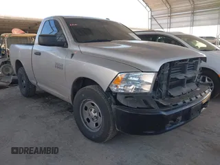 2018 Ram 1500 Tradesman с VIN 3C6JR7AG5JG310678, выставлен на аукционе IAAI как лот 41203346 с пробегом 146 717 миль миль и . История ставок и продаж доступна на DreamBid. Изображение 1.