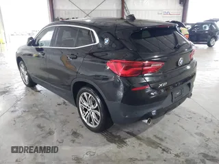 2020 BMW X2 xDrive28i z VIN WBXYJ1C08L5P45302, wystawiony jako IAAI lot #41788245 z przebiegiem 57 000 mil mil oraz . Historia ofert i sprzedaży dostępna na DreamBid. Obrazek 3.