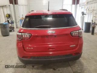 2018 Jeep Compass Latitude with VIN 3C4NJDBBXJT282516, listed as a Copart auction lot 52173835 with 101,761 mi miles and Salvage Title. Bid and sale history available at DreamBid. Image 6.