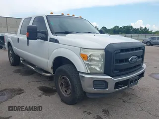 2013 Ford F-250 XL z VIN 1FT7W2A65DEA31393, wystawiony jako IAAI lot #42737839 z przebiegiem 160 116 mil mil oraz . Historia ofert i sprzedaży dostępna na DreamBid. Obrazek 1.