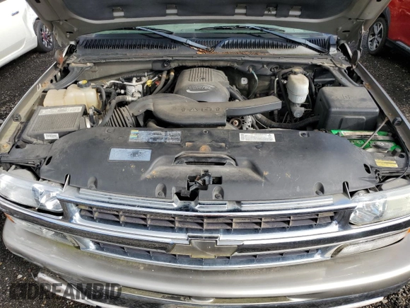 2003 Chevrolet Suburban LT with VIN 3GNGK26U73G173374, listed as a Copart auction lot 76328004 with 170,666 mi miles and Salvage Title. Bid and sale history available at carsss.com. Image 12.