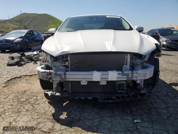 2020 Ford Fusion SE with VIN 3FA6P0HD6LR222050, listed as a Copart auction lot 49503375 with 37,040 mi miles and Salvage Title. Bid and sale history available at carsss.com. Image 5.
