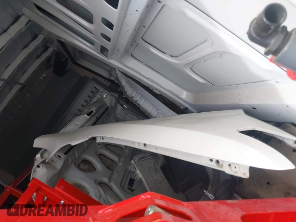 2021 Nissan NV Cargo SV z VIN 1N6BF0LY8MN809146, wystawiony jako IAAI lot #42005532 z przebiegiem 31 869 mil mil oraz . Historia ofert i sprzedaży dostępna na DreamBid. Obrazek 18.