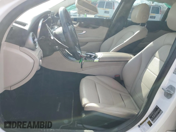 2015 Mercedes-Benz C 300 with VIN 55SWF4JB2FU044929, listed as a Copart auction lot 44148895 with 113,865 mi miles and Salvage Title. Bid and sale history available at DreamBid. Image 7.