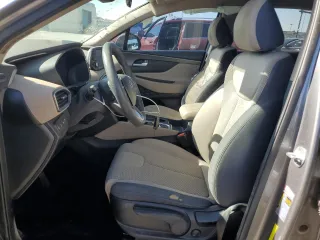 2019 Hyundai Santa Fe SE z VIN 5NMS23AD9KH043292, wystawiony jako Copart lot #54108685 z przebiegiem 27 474 mil mil oraz Szkoda całkowita • Salvage title. Historia ofert i sprzedaży dostępna na DreamBid. Obrazek 7.