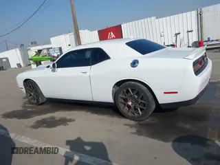 2019 Dodge Challenger GT z VIN 2C3CDZJG7KH503920, wystawiony jako IAAI lot #41604967 z przebiegiem 93 829 mil mil oraz . Historia ofert i sprzedaży dostępna na DreamBid. Obrazek 14.