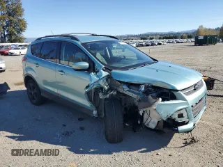 2013 Ford Escape SE with VIN 1FMCU0GXXDUA90806, listed as a Copart auction lot 72814224 with 136,543 mi miles and Salvage title. Bid and sale history available at DreamBid. Image 4.