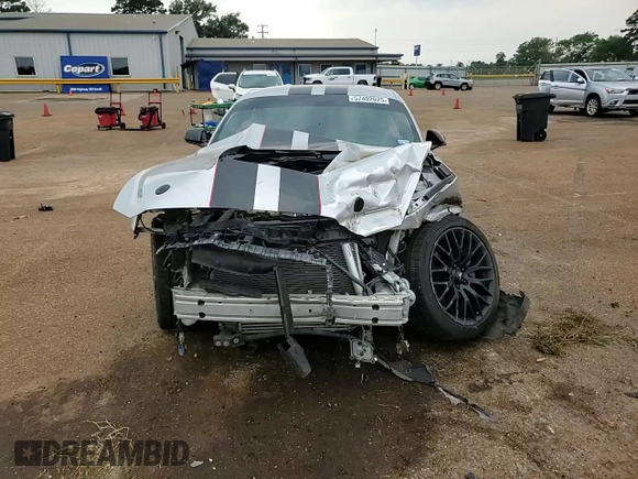 2016 Ford Mustang EcoBoost z VIN 1FA6P8TH4G5326330, wystawiony jako Copart lot #57402025 z przebiegiem 108 229 mil mil oraz Szkoda całkowita • Salvage title. Historia ofert i sprzedaży dostępna na DreamBid. Obrazek 14.