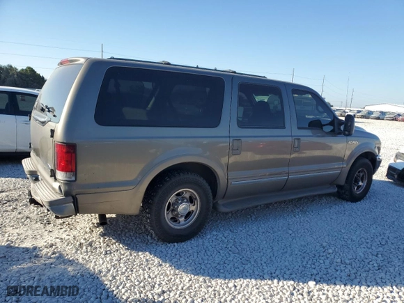 2002 Ford Excursion Limited with VIN 1FMNU42S92ED49689, listed as a Copart auction lot 72948094 with 305,591 mi miles and Salvage Title. Bid and sale history available at carsss.com. Image 3.