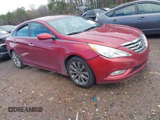 2012 Hyundai Sonata SE with VIN 5NPEC4AB3CH440001, listed as a IAAI auction lot 41869012 with 175,378 mi miles and . Bid and sale history available at carsss.com. Image 1.